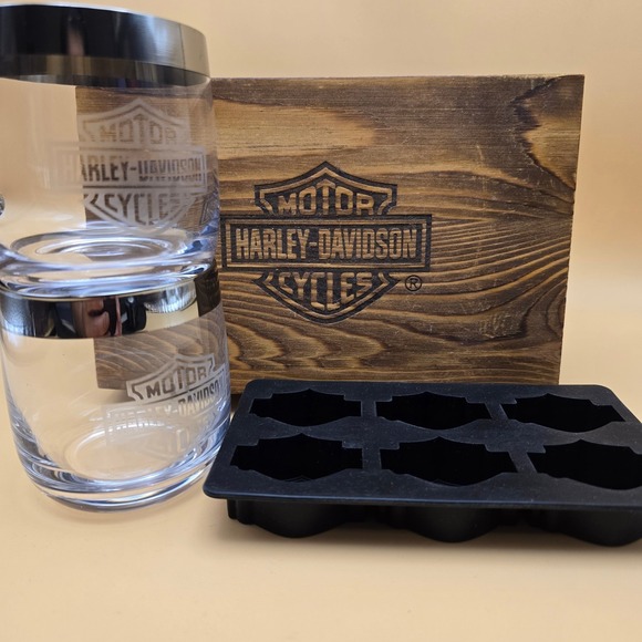 Harley-Davidson Whiskey Glass Set with Silicone Ice Tray and Wood Box 4pc Set - Picture 2 of 16